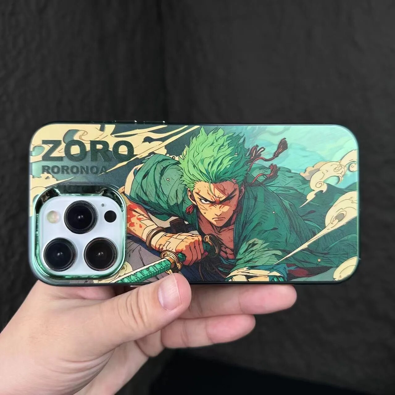 Zoro Handyhüllen für IPhones