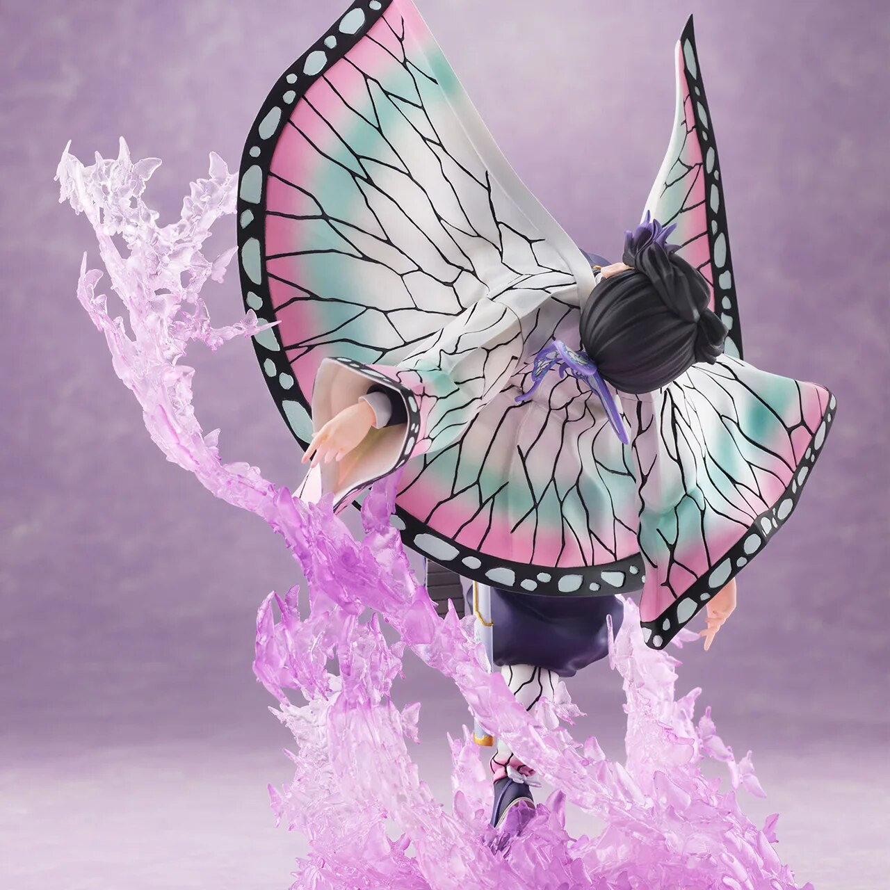 Shinobu Actionfigur (20cm)