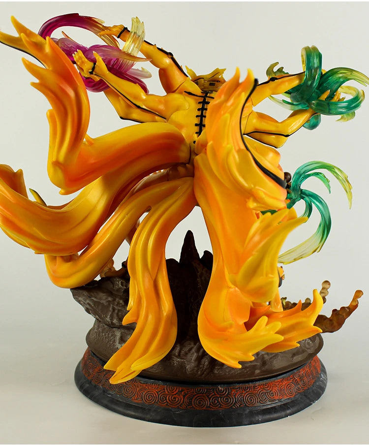 Action figure LED Naruto e Kurama (36 cm)