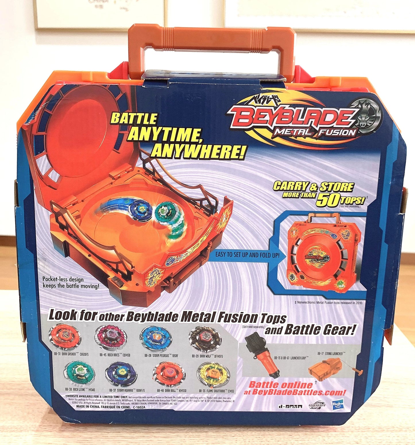 Beyblade Arena suitcase