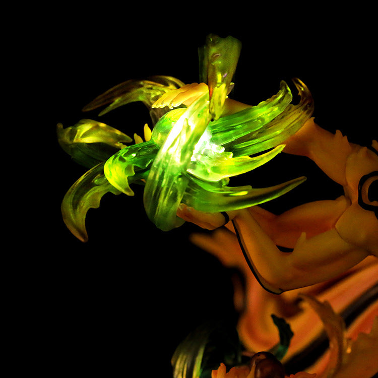 Action figure LED Naruto e Kurama (36 cm)