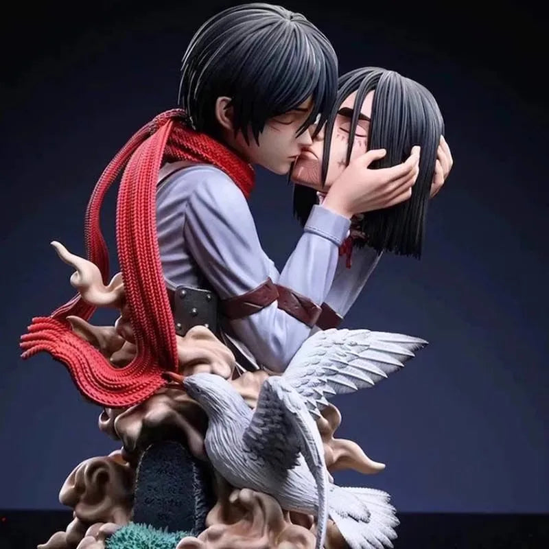 Eren Yeager & Mikasa Ackerman Kuss Figur